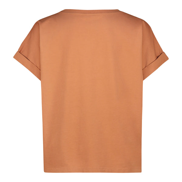 DIANA BOXY LOGO TEE WITH SHOULDER POPPERS DARK CAMEL