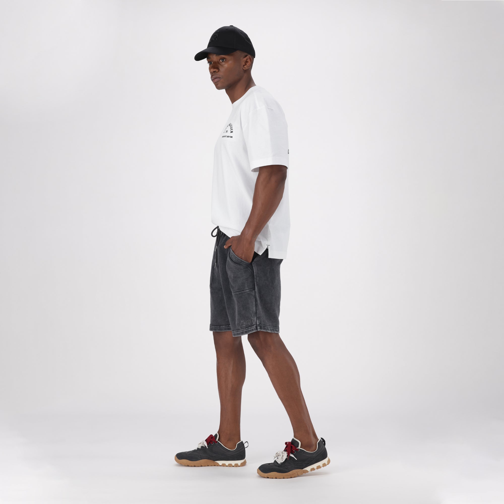 SACHA SNOW WASH JOGGER SHORTS - view 5
