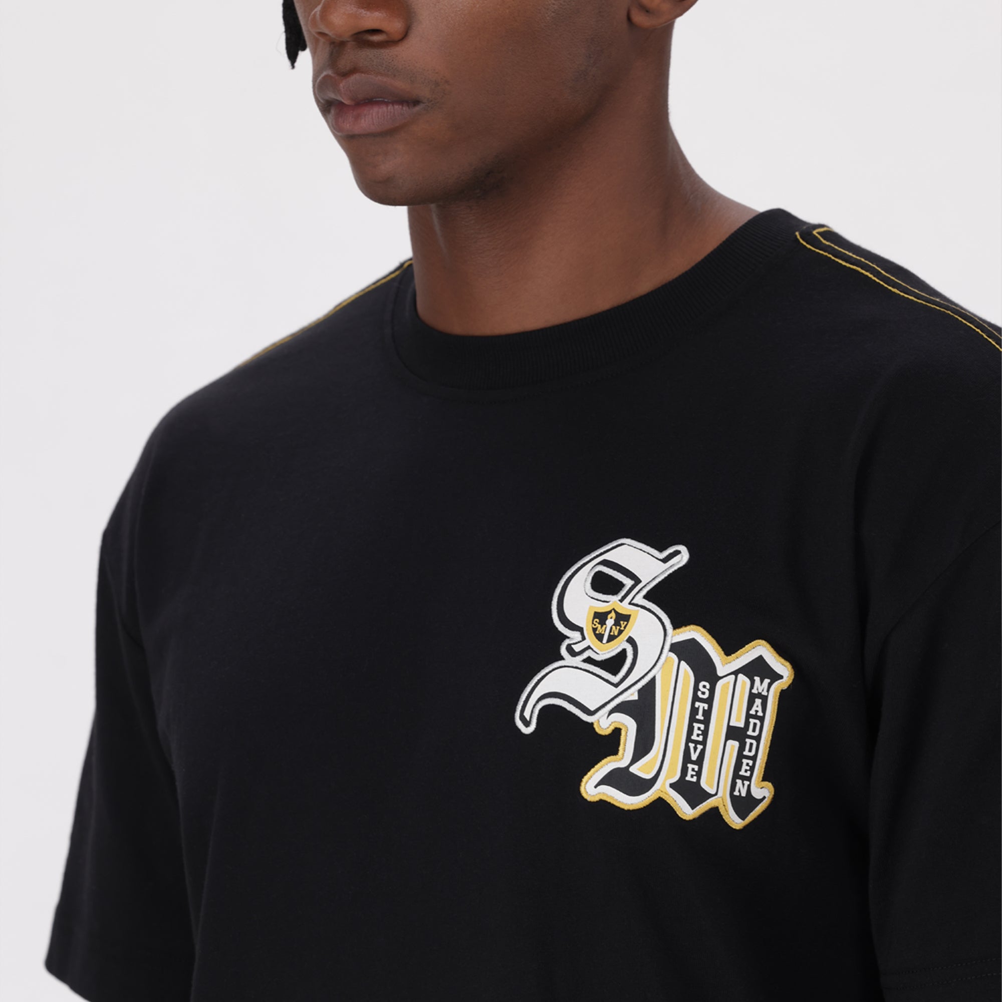 LEVIN BLACK CREW NECK T-SHIRT - view 2