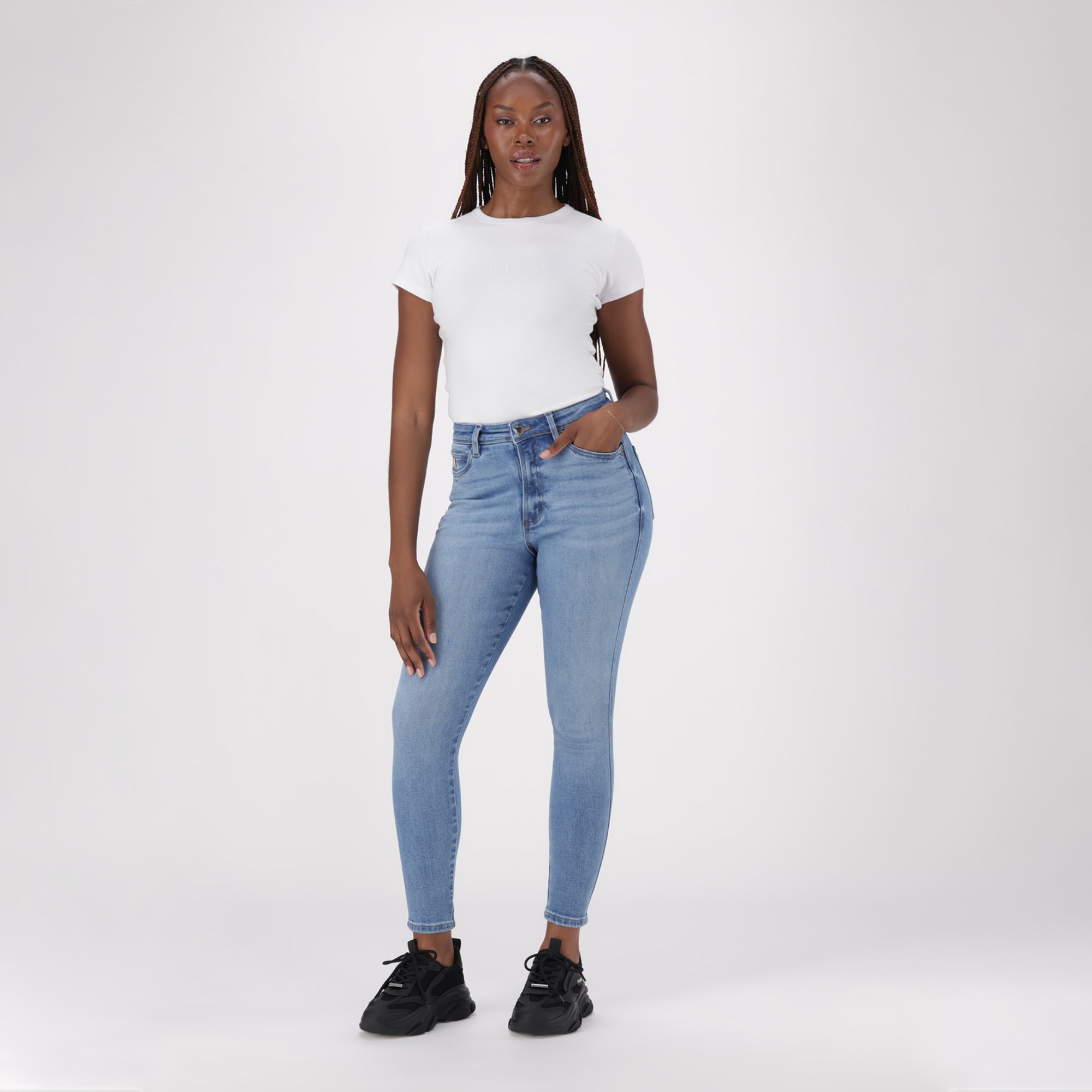ZOE CONTOUR CURVY MID WASH SKINNY - view 3