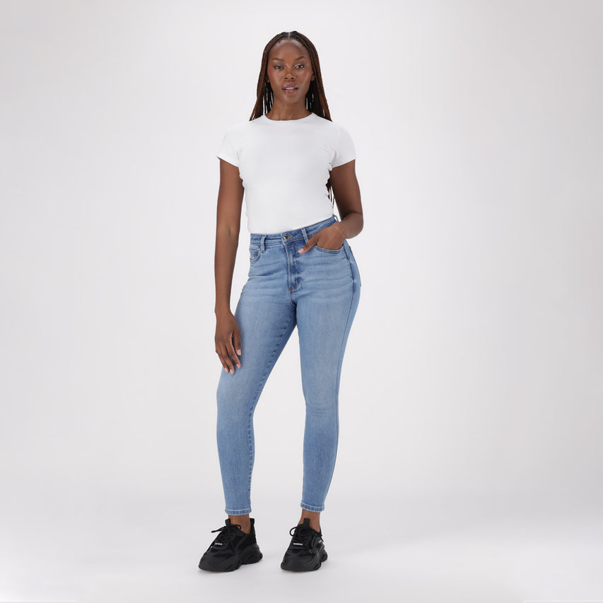 ZOE CONTOUR CURVY MID WASH SKINNY - view 3