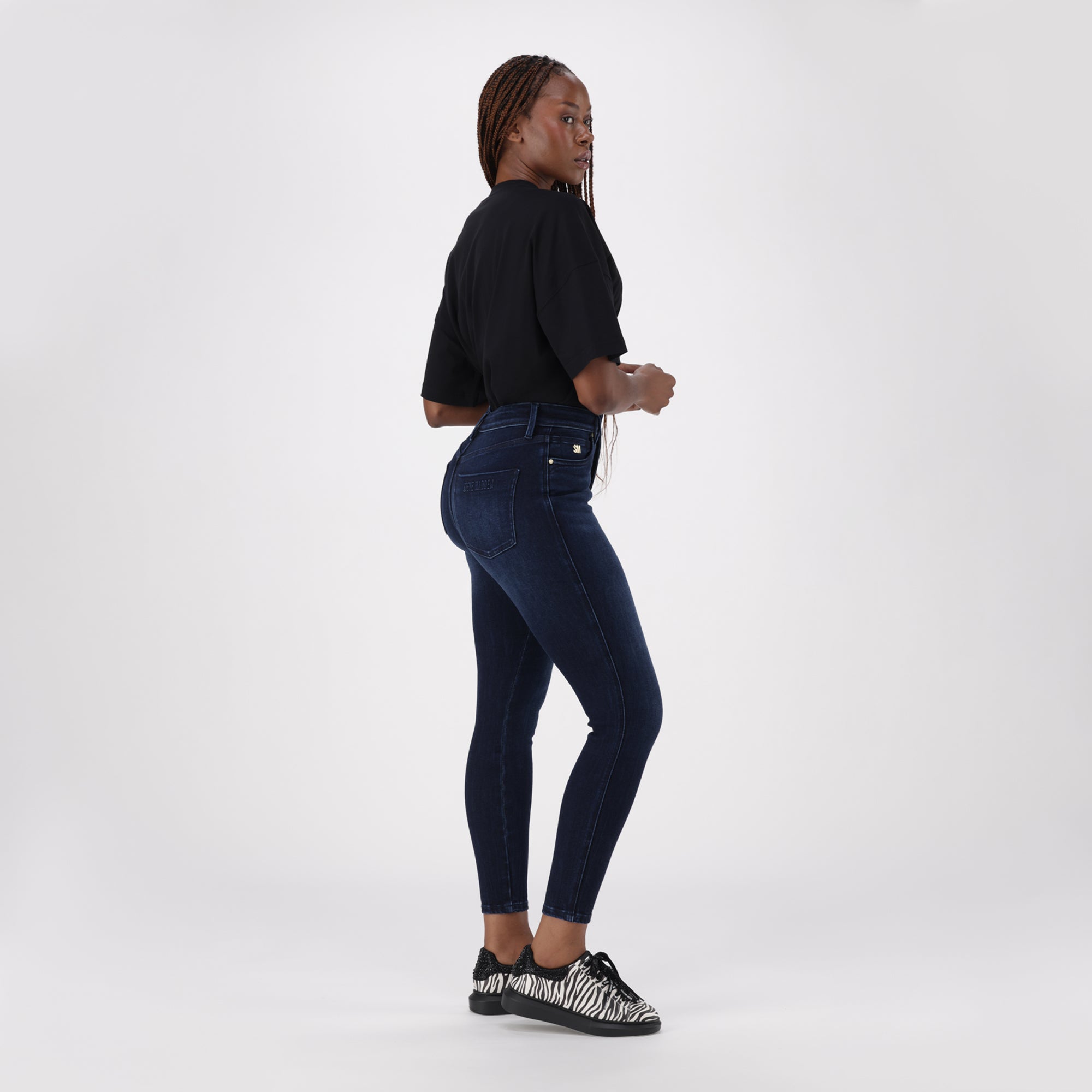 ZOE CONTOUR CURVY DARK WASH SKINNY - view 3
