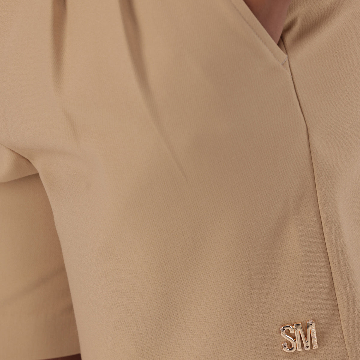 BARBARA LATTE BELTED BERMUDA SHORTS - view 4