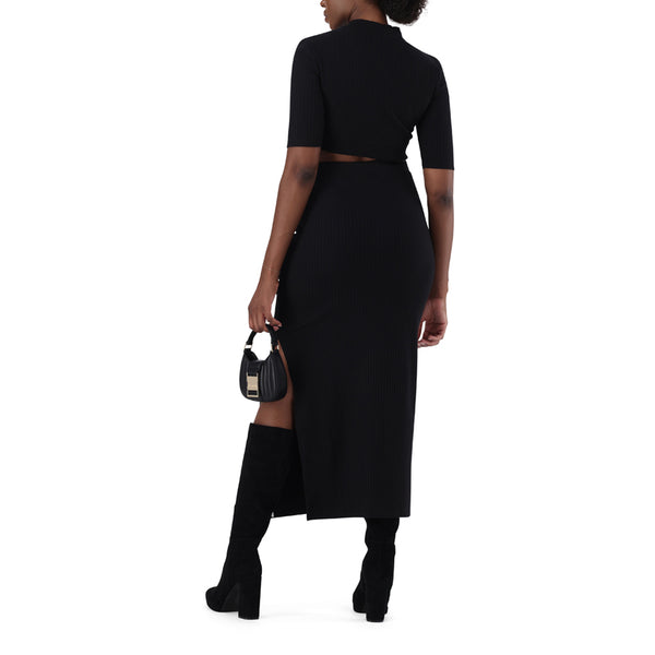 INDYA BLACK FUNNEL NECK RIB CROP TOP WITH LOGO ELASTIC & POPPERS