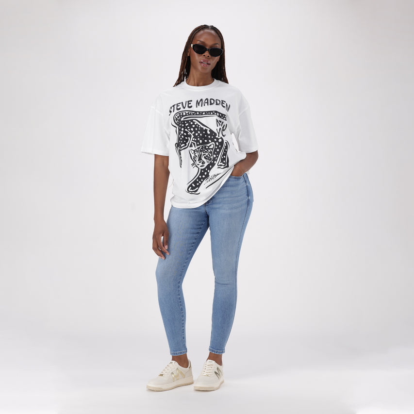 ESME WHITE OVERSIZED GRAPHIC T- SHIRT