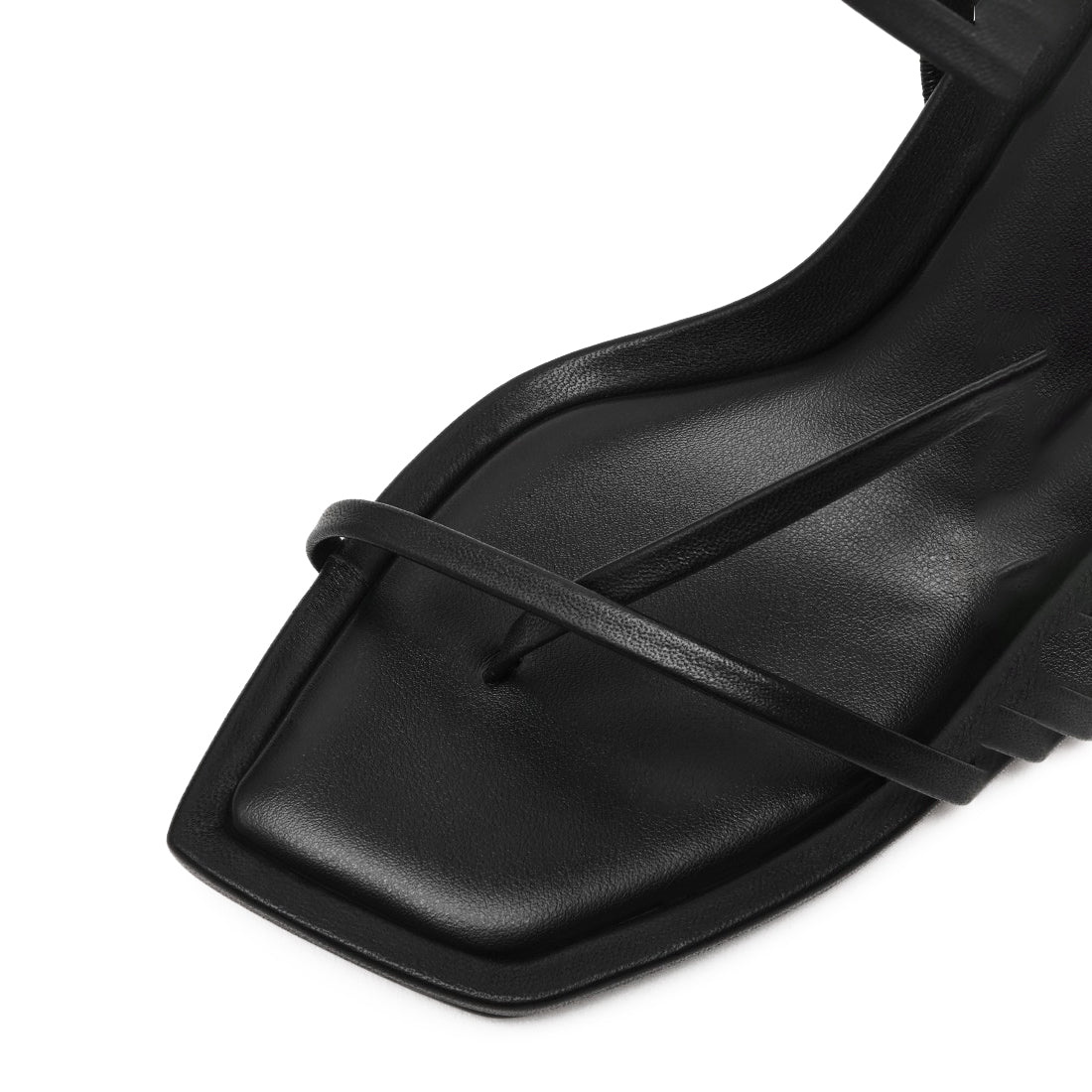 LOCKE BLACK LEATHER