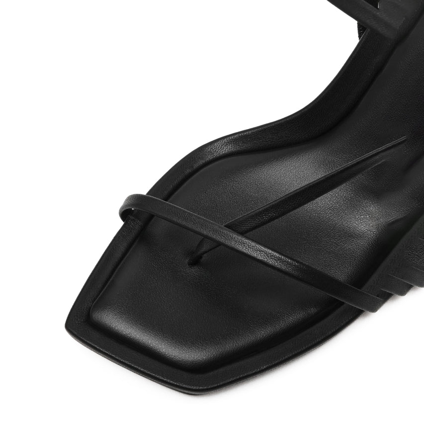 LOCKE BLACK LEATHER
