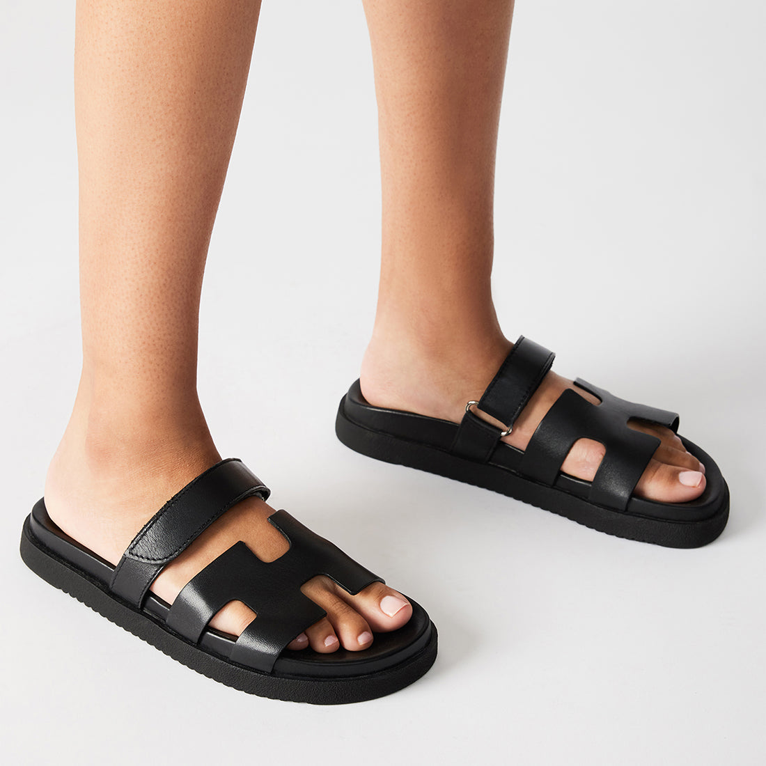 MAYVEN BLACK LEATHER